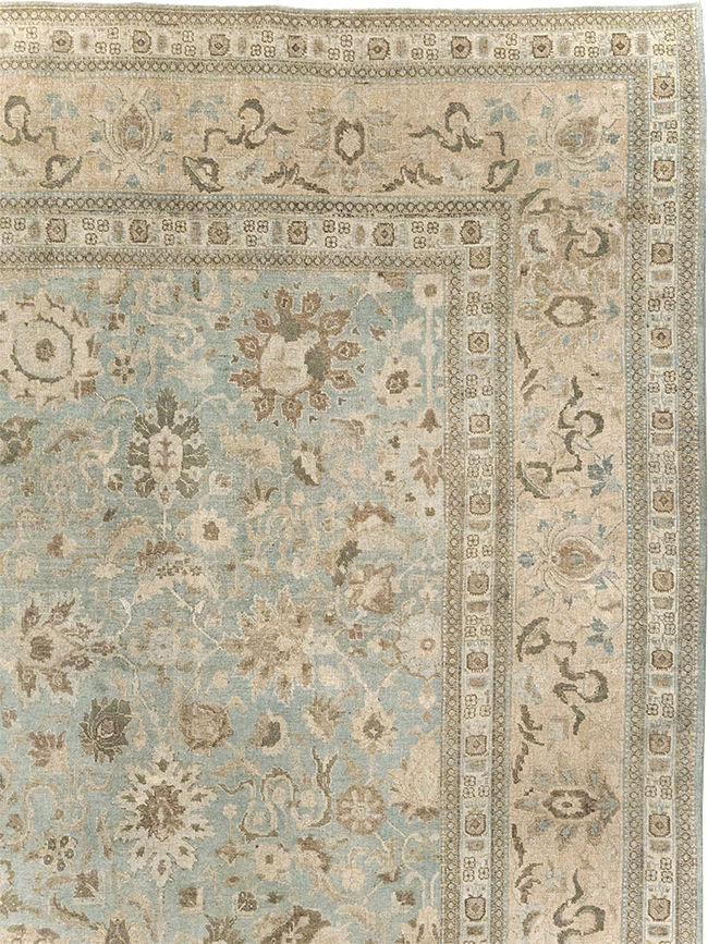 Antique Persian Tabriz Room Size Carpet, No.20909 - Staging