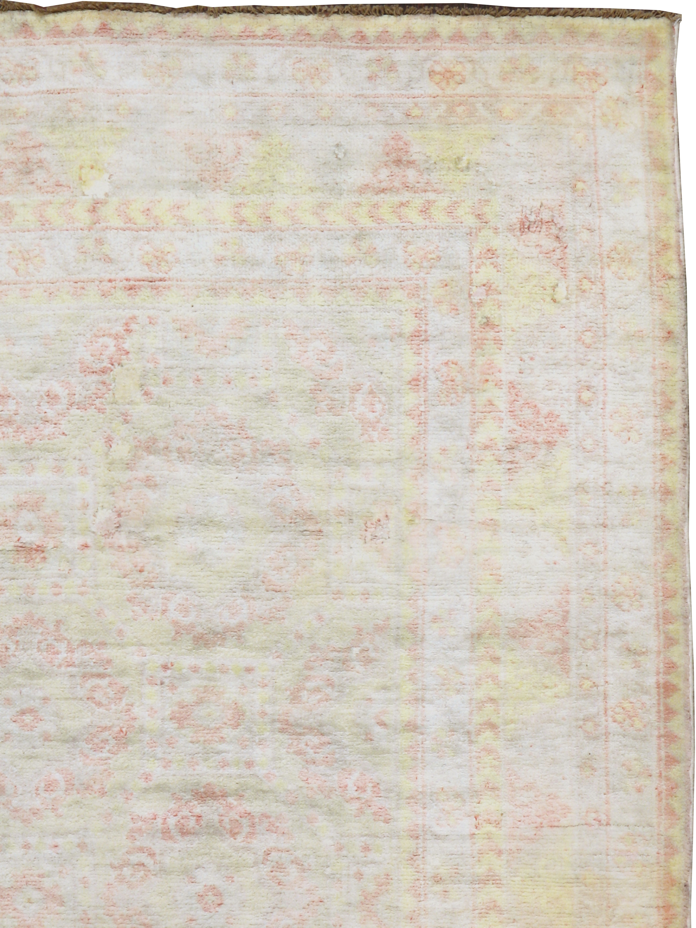 Vintage Indian Cotton Agra Rug, No.20944 - Staging