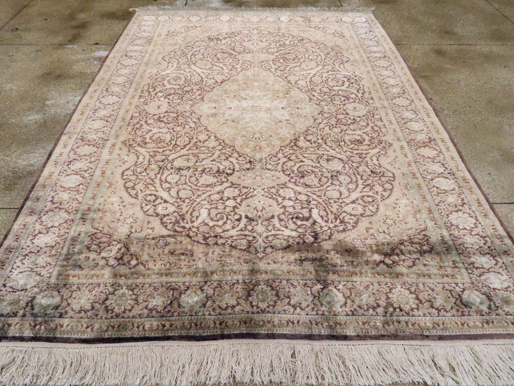Antique Persian Kashan Silk Carpet, No.20986 - Staging