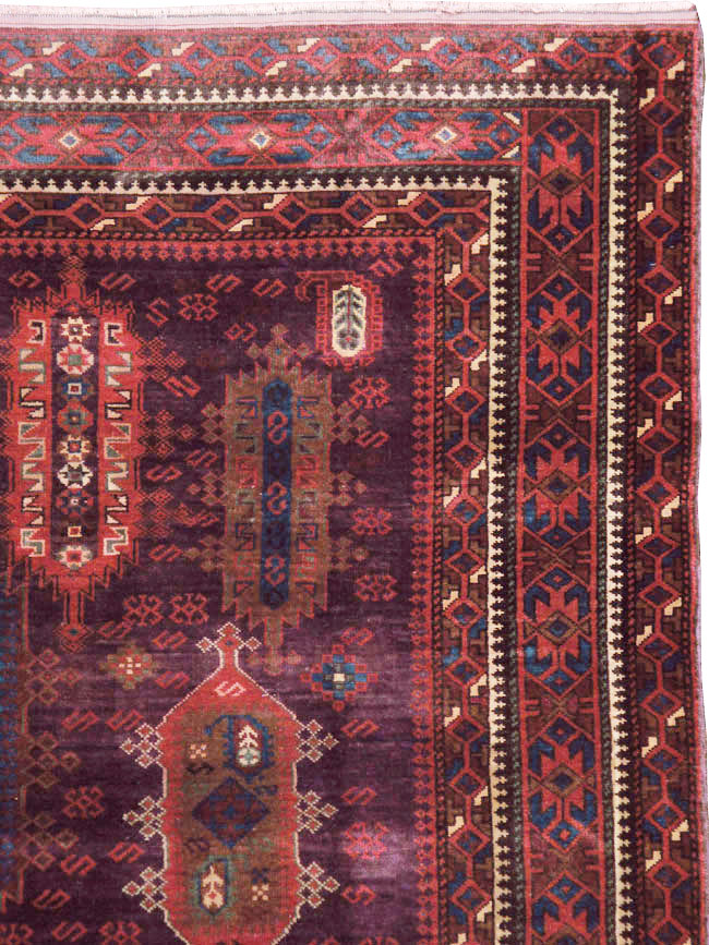 Vintage Indian Agra Carpet, No.21030 - Staging