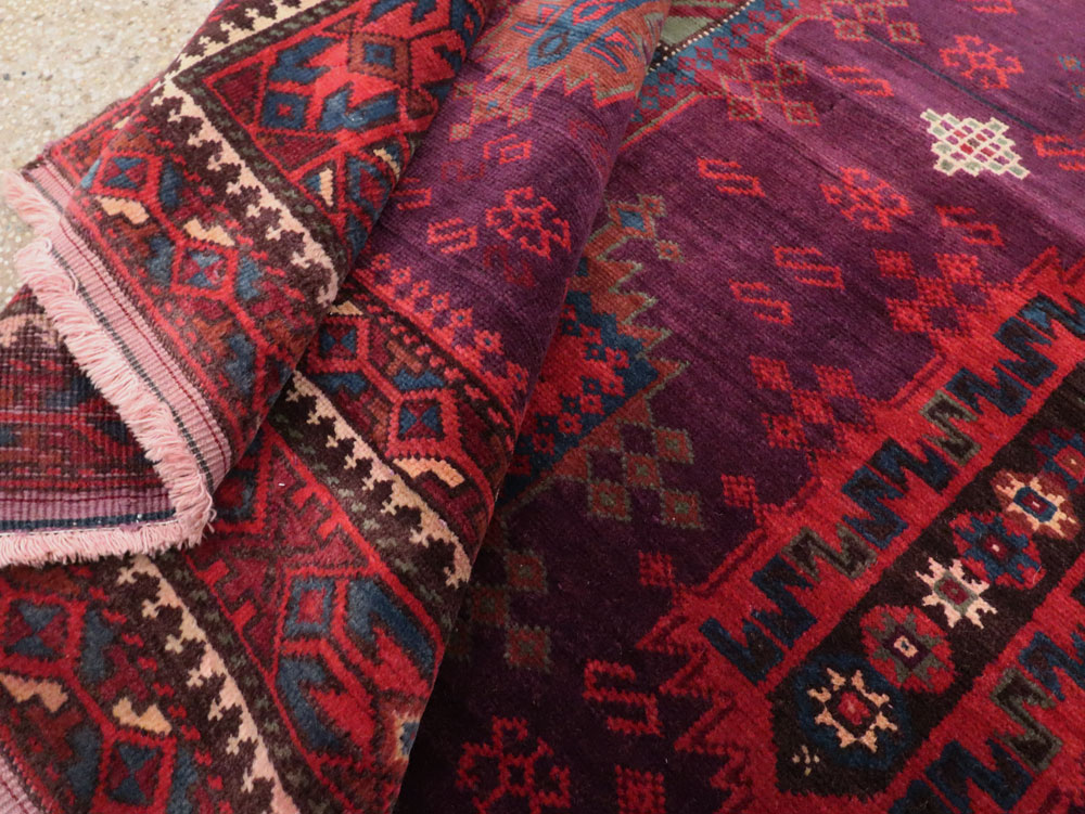 Vintage Indian Agra Carpet, No.21030 - Staging