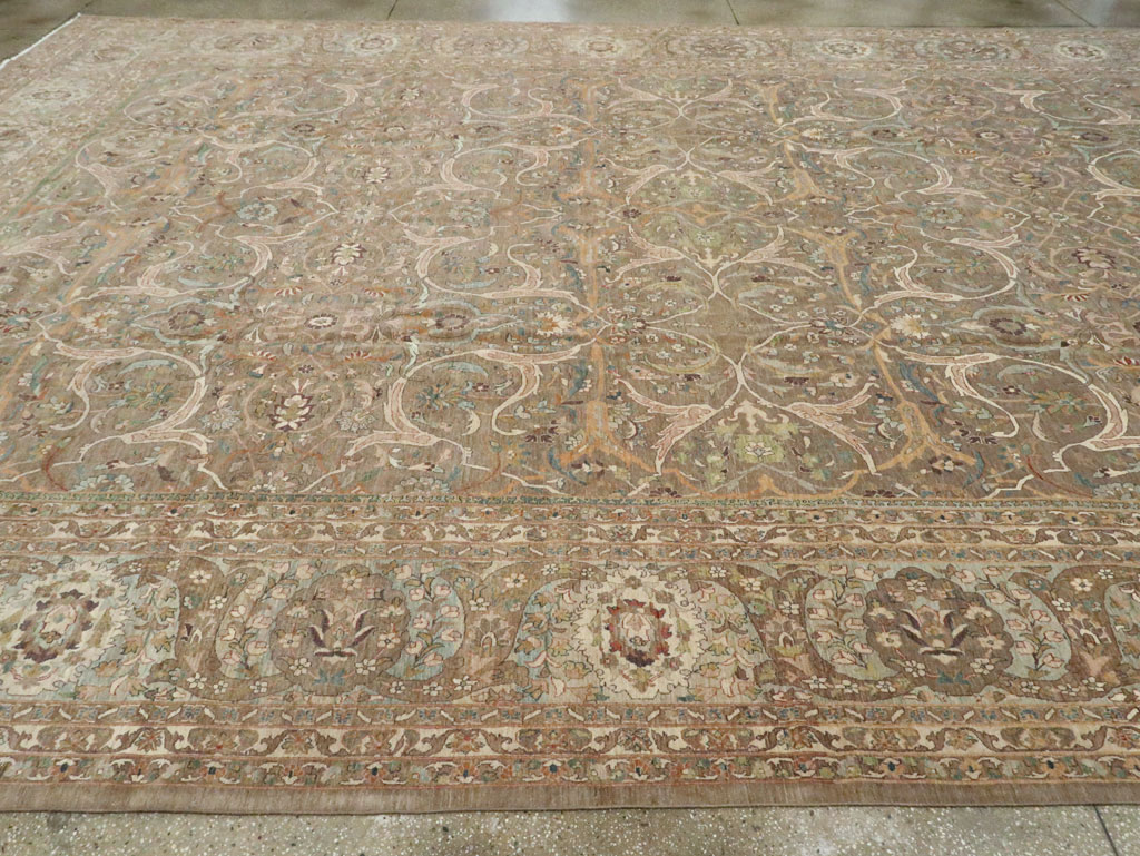 Contemporary Persian Tabriz Carpet, No.21031 - Staging