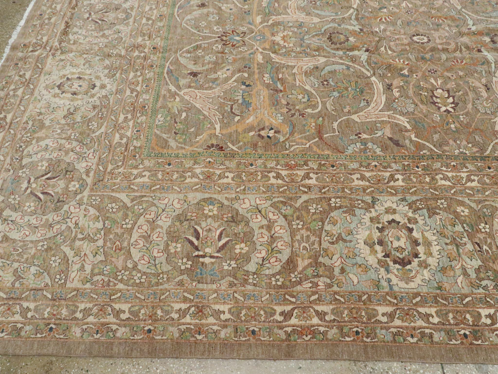 Contemporary Persian Tabriz Carpet, No.21031 - Staging
