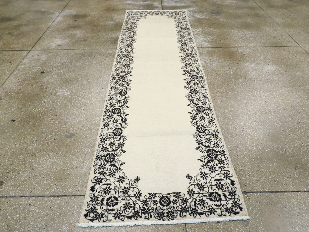 Vintage Persian Tabriz Runner, No.21033 - Staging