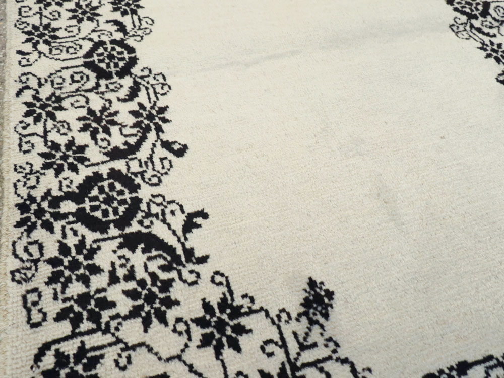 Vintage Persian Tabriz Runner, No.21033 - Staging