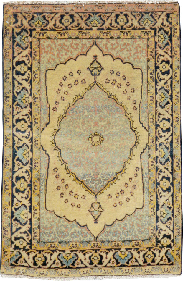 Antique Persian Tabriz Hagi Jalili Rug, No.21045 - Staging