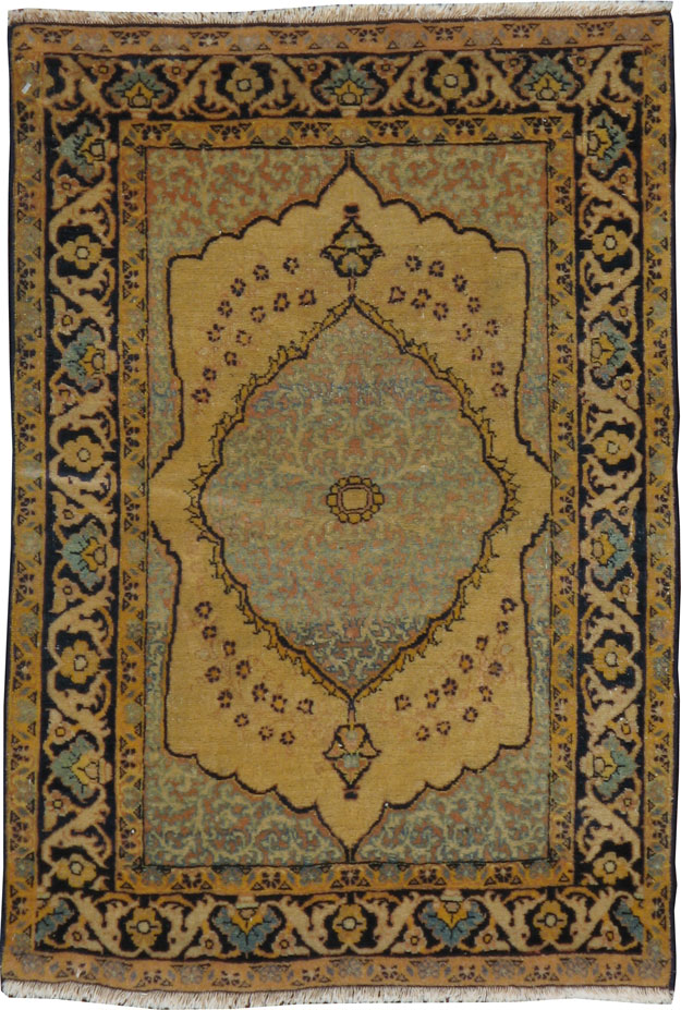 Antique Persian Tabriz Hagi Jalili Rug, No.21045 - Staging
