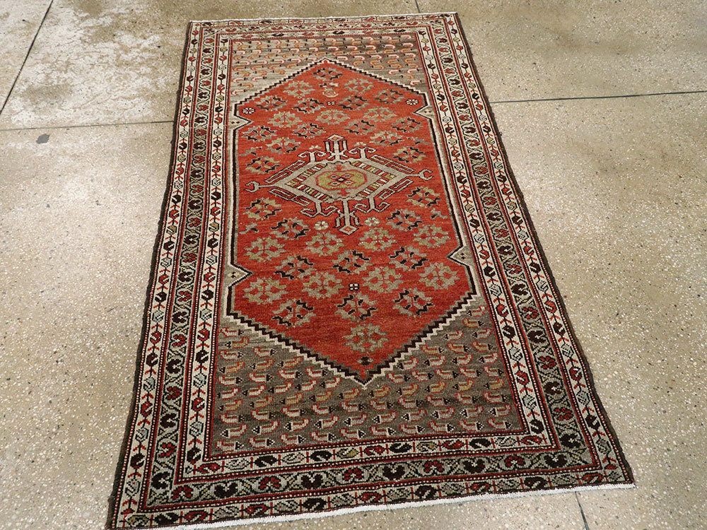 Antique Persian Malayer Rug, No.21069 - Staging