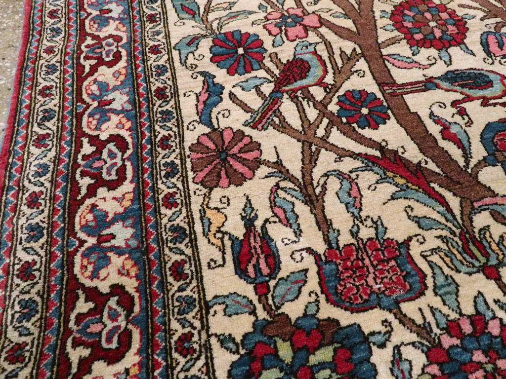 Vintage Persian Pictorial Isfahan Rug, No.21101 - Staging