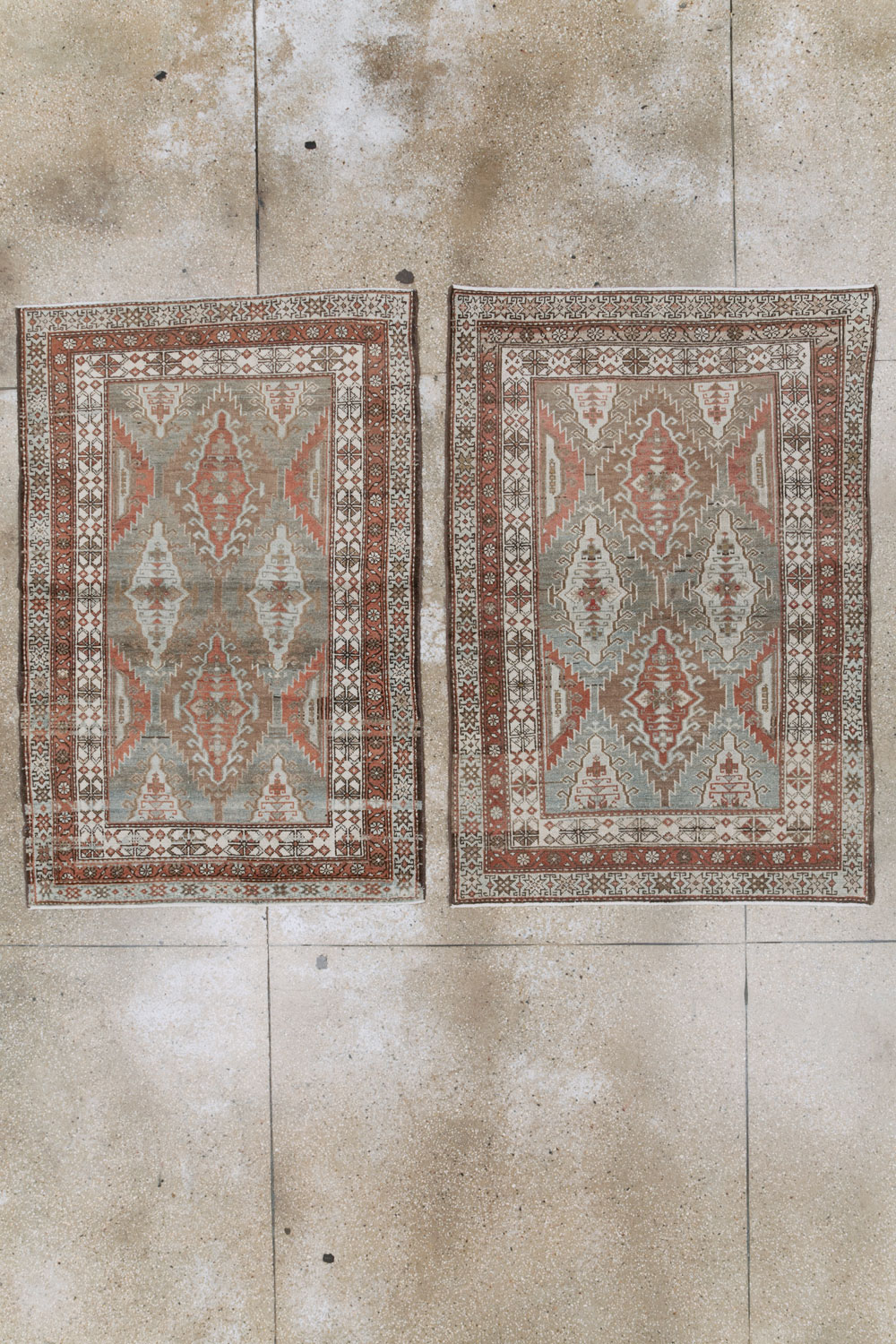 Vintage Persian Malayer Rug (Pair: 1 of 2), No.21114 - Staging