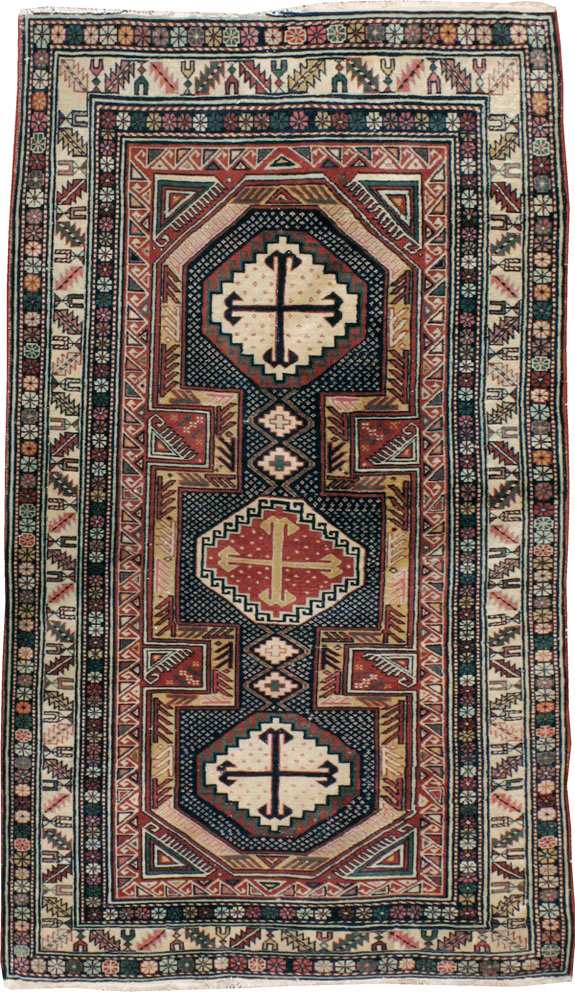 Antique Caucasian Shirvan Rug, No.21136 - Staging