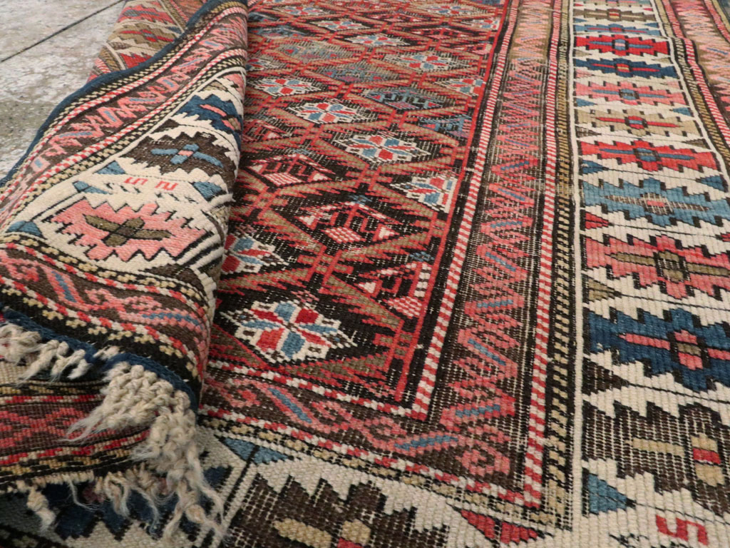 Antique Caucasian Kuba Rug, No.21138 - Staging