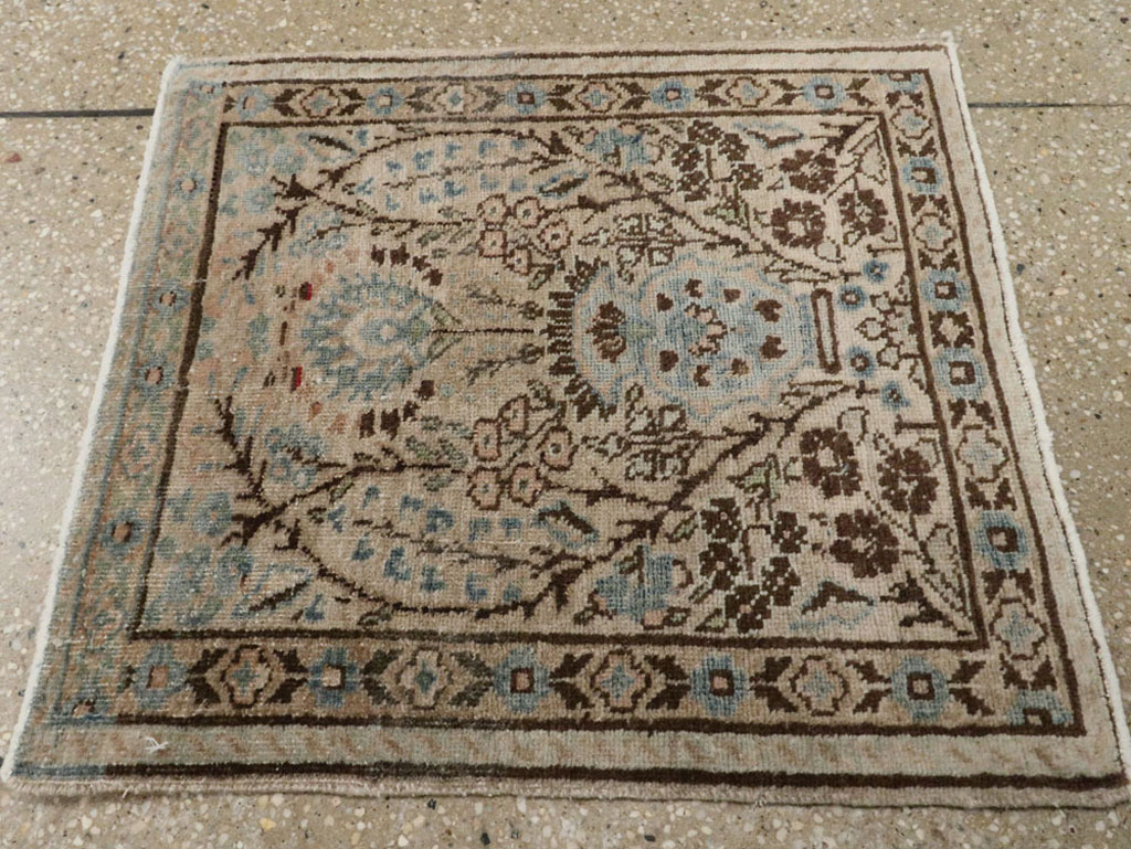 Antique Persian Mashad Rug, No.21156 - Staging