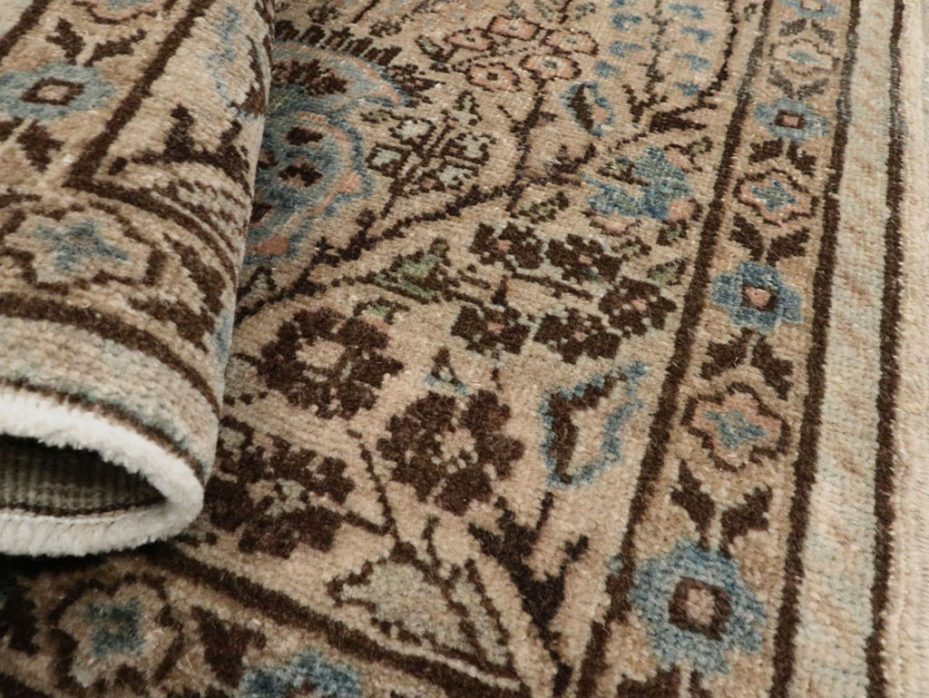 Antique Persian Mashad Rug, No.21156 - Staging