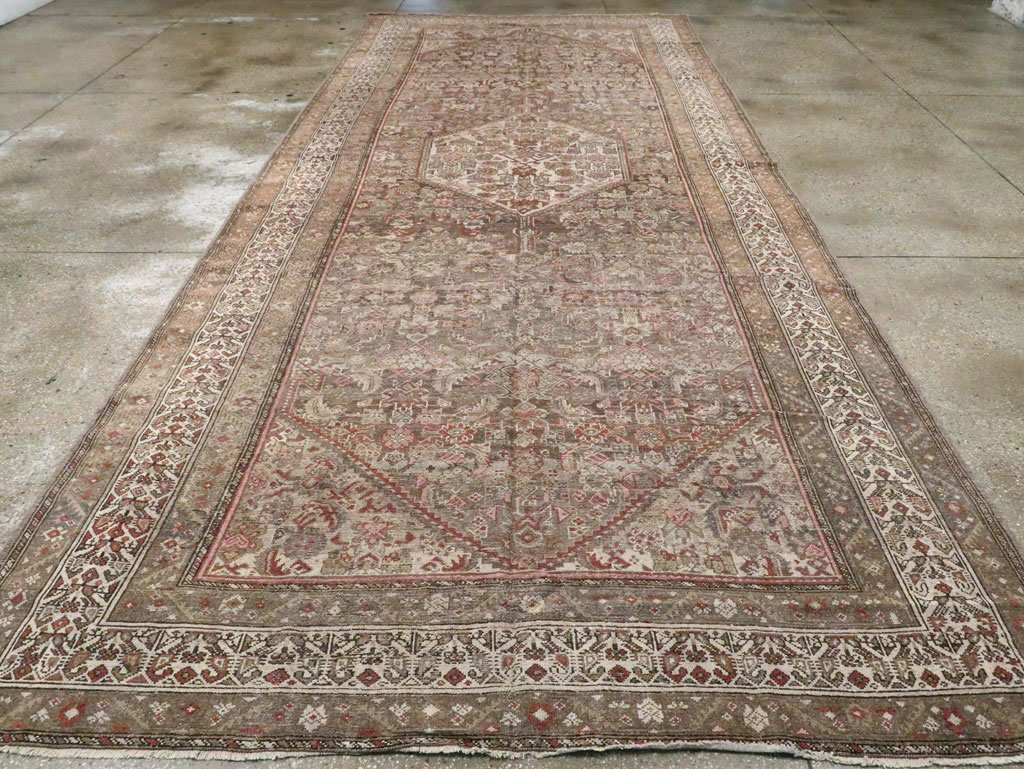 Vintage Persian Malayer Carpet, No.21171 - Staging