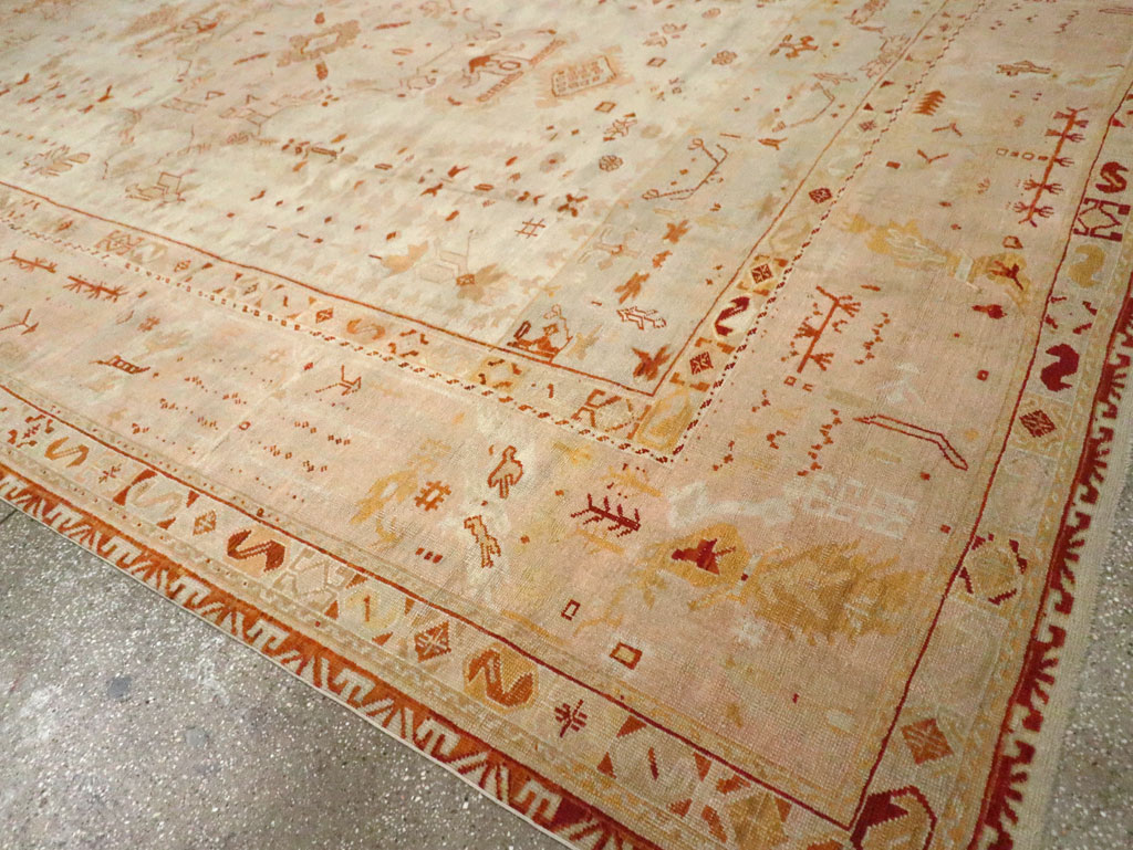 Antique Turkish Oushak Carpet, No.21173 - Staging