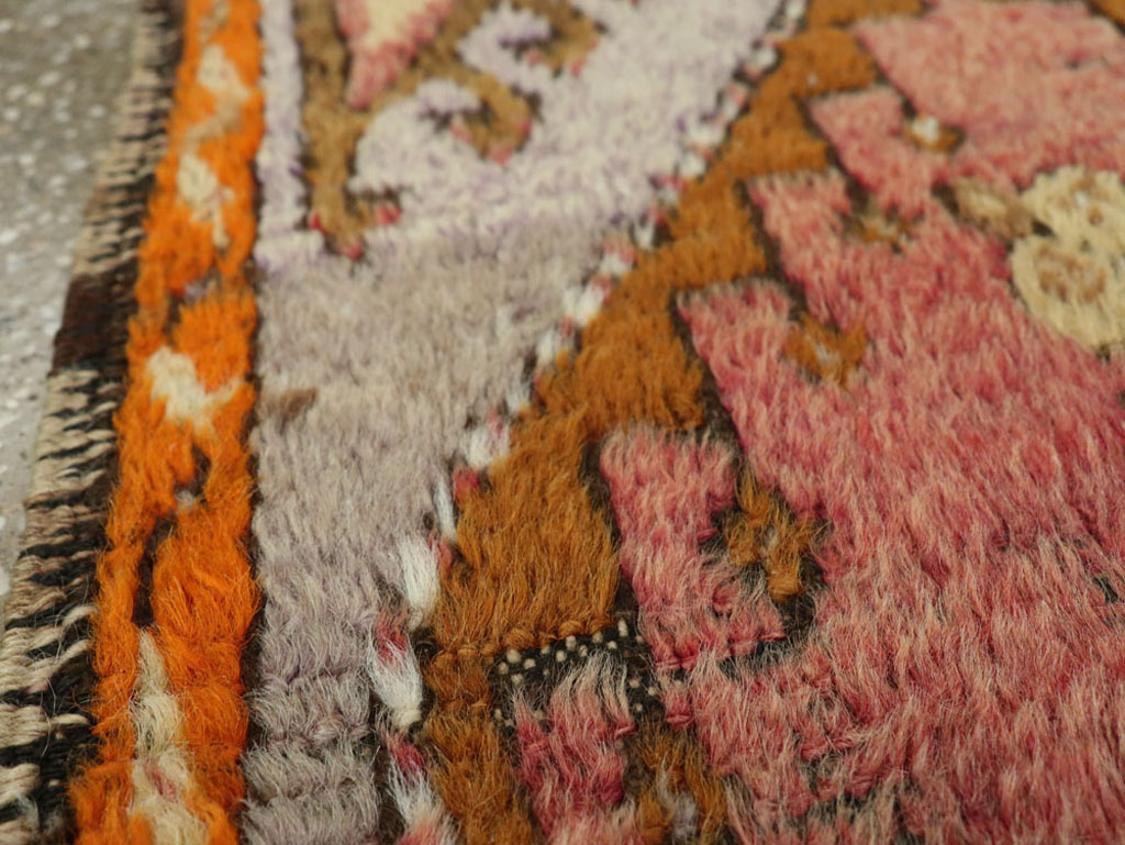 Antique Turkish Anatolian Rug, No.21180 - Staging