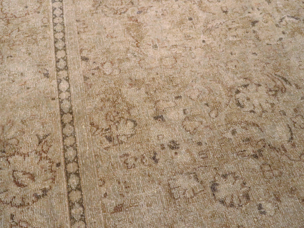 Antique Persian Kashan Rug, No.21189 - Staging