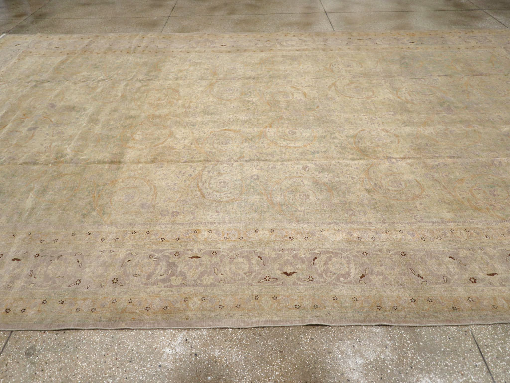 Antique Persian Tabriz  Carpet, No.21197 - Staging