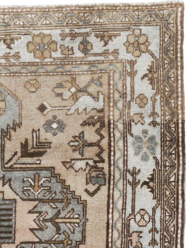 Vintage Persian Northwest Rug, No.21201 - Staging