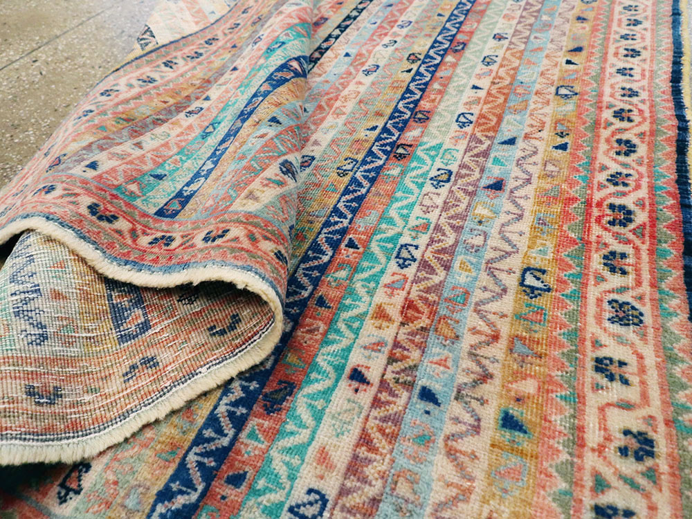 Vintage Persian Afshar Rug, No.21206 - Staging