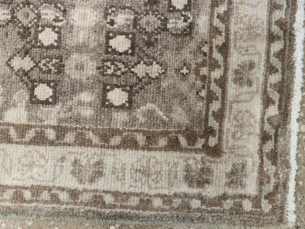 Vintage Persian Malayer Rug, No.21212 - Staging