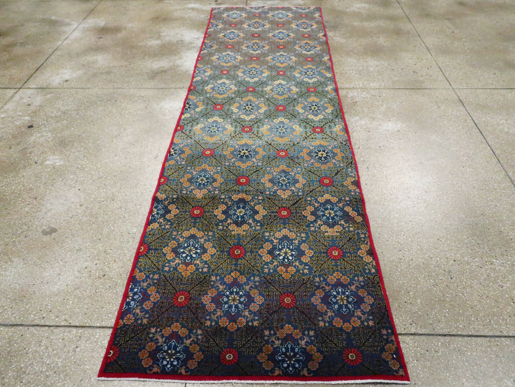 Vintage Persian Kashan Runner, No.21221 - Staging