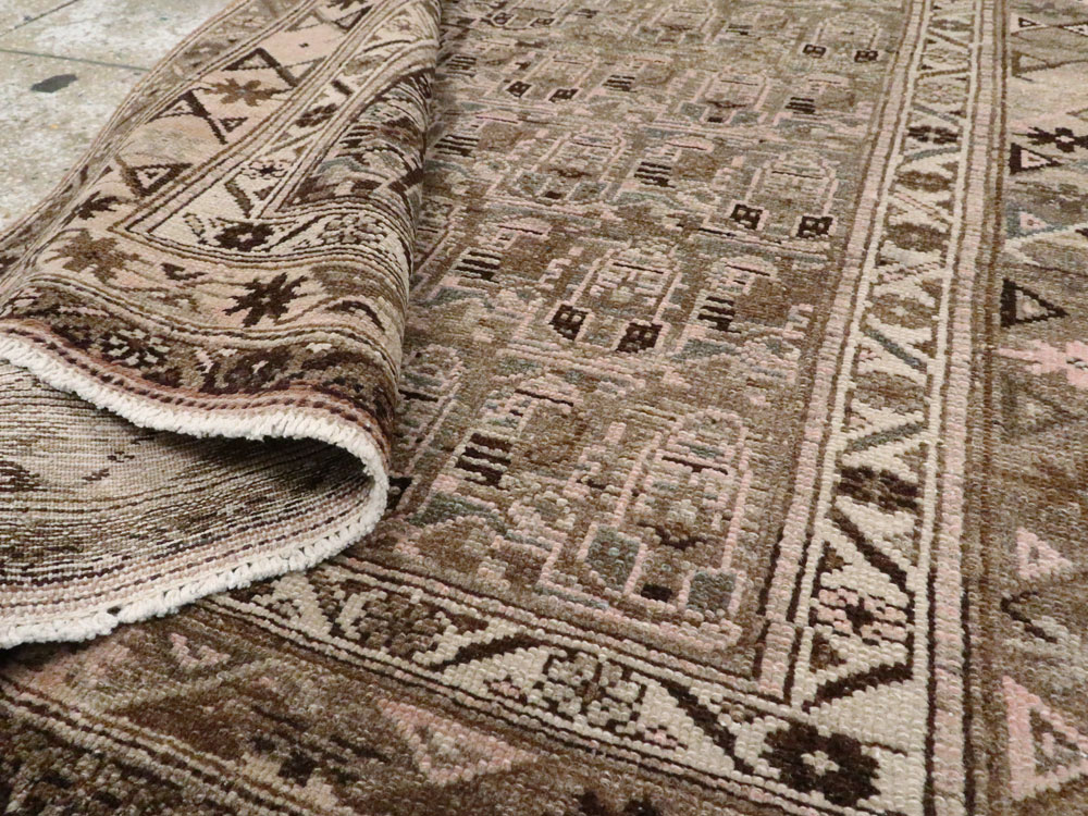 Vintage Persian Malayer Rug, No.21222 - Staging