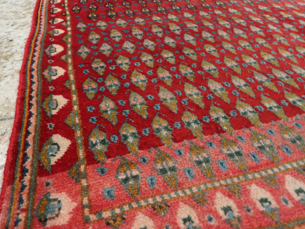 Vintage Persian Kashan Rug, No.21226 - Staging