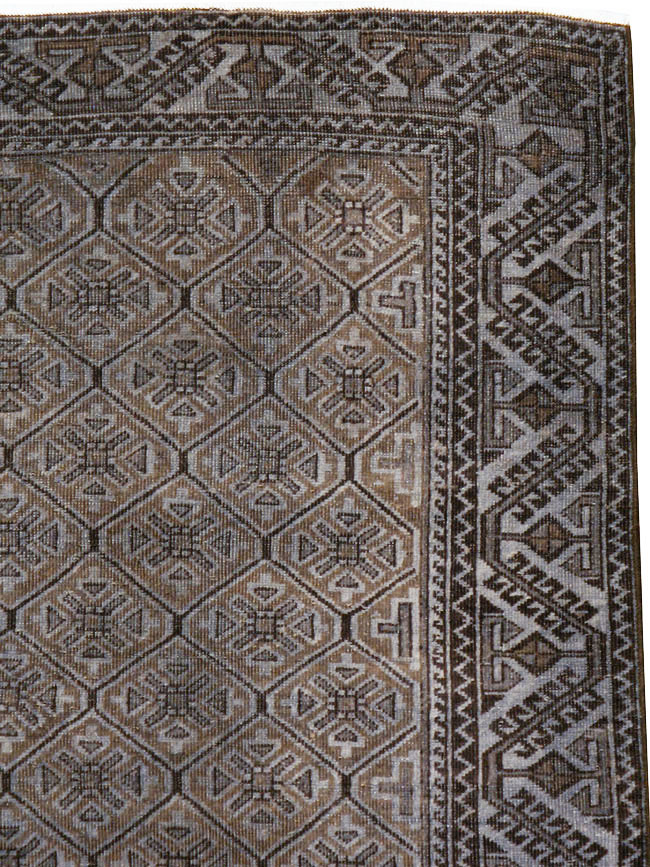 Antique Persain Baluch Rug, No.21231 - Staging