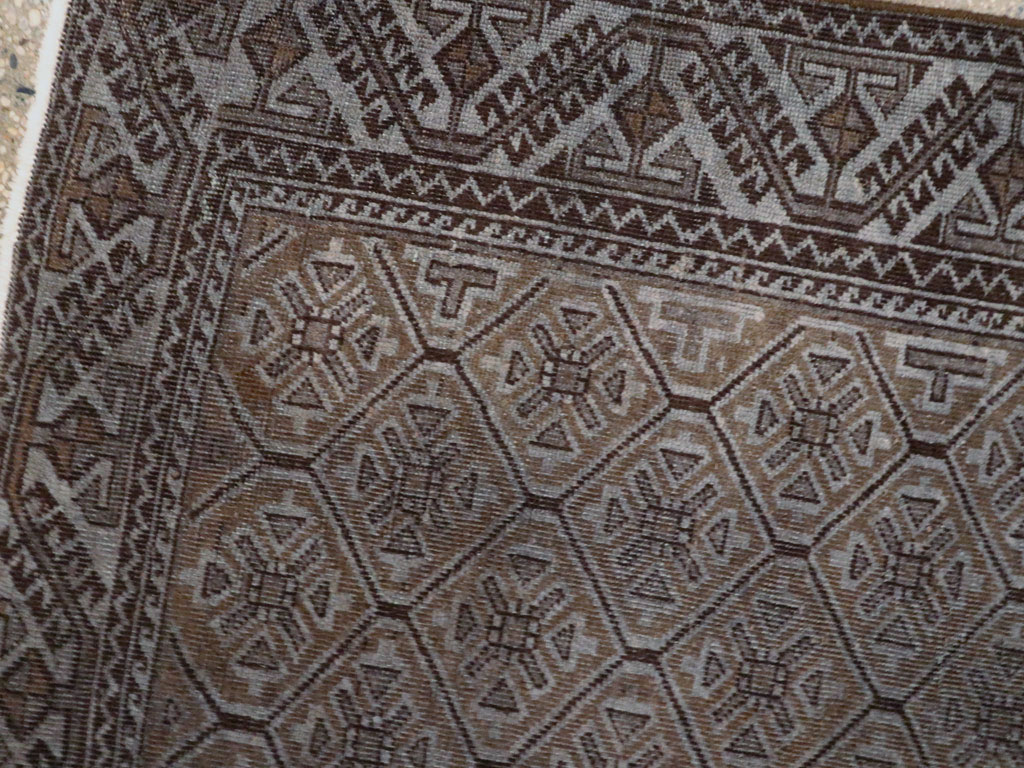 Antique Persain Baluch Rug, No.21231 - Staging