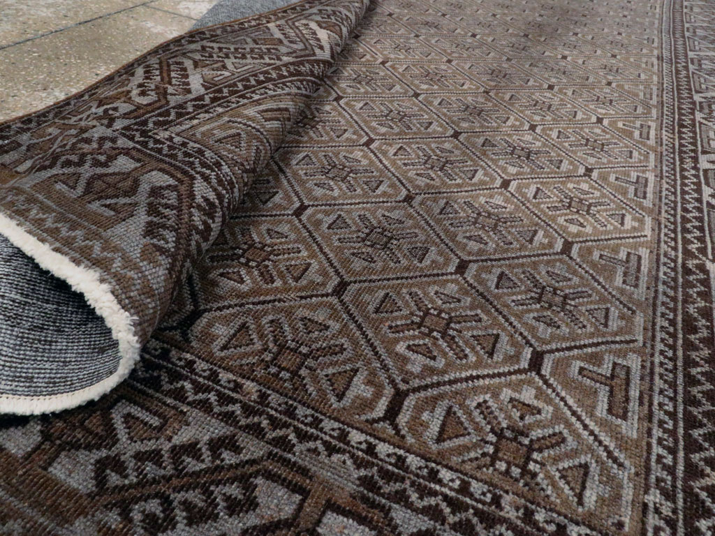 Antique Persain Baluch Rug, No.21231 - Staging