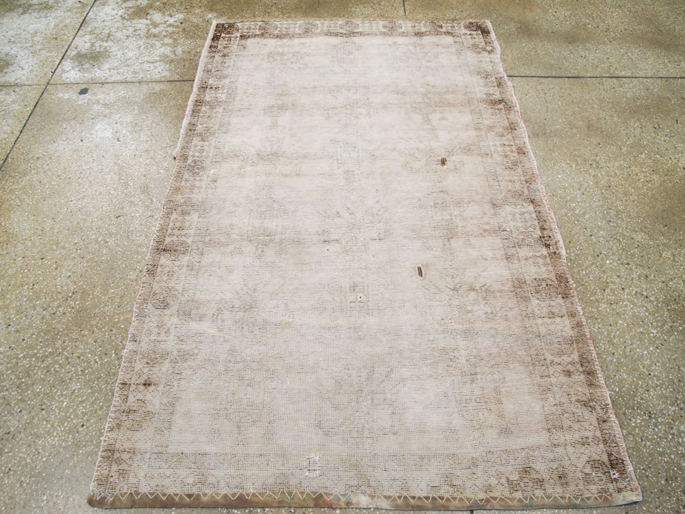 Antique Persian Afshar Rug, No.21255 - Staging