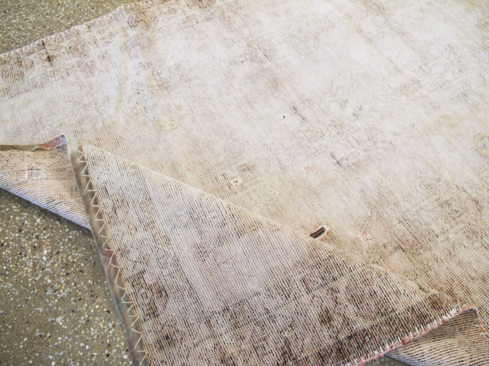 Antique Persian Afshar Rug, No.21255 - Staging