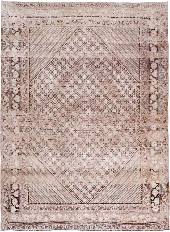 Vintage Persian Afshar Rug, No.21303 - Staging