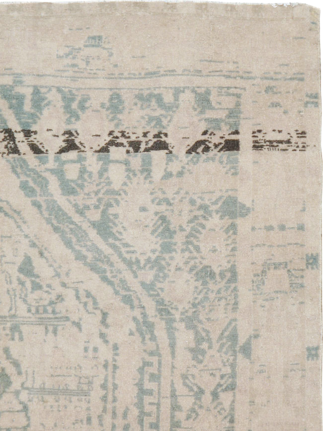 Vintage Persian Afshar Rug, No.21307 - Staging