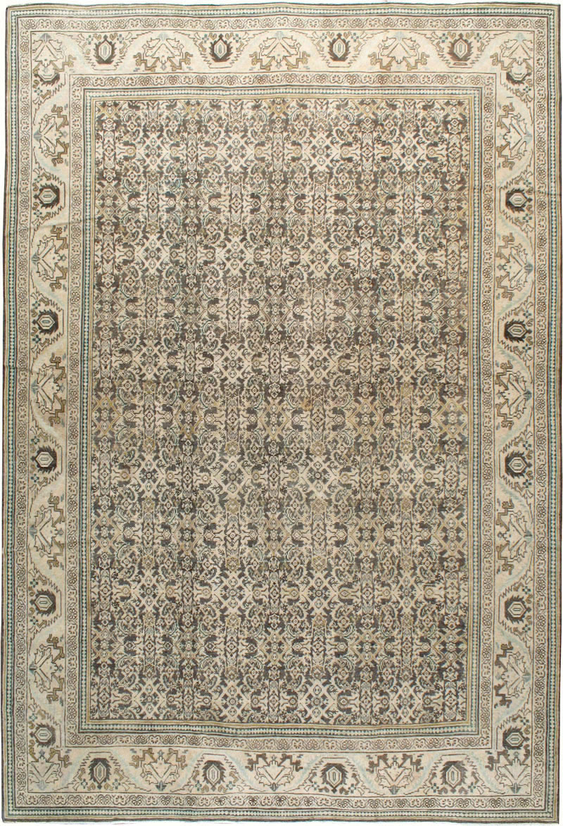 Vintage Persian Mahal Carpet, No.21312 - Staging