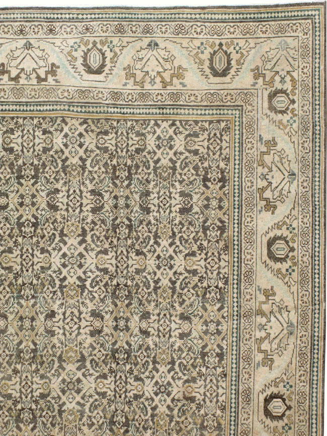 Vintage Persian Mahal Carpet, No.21312 - Staging