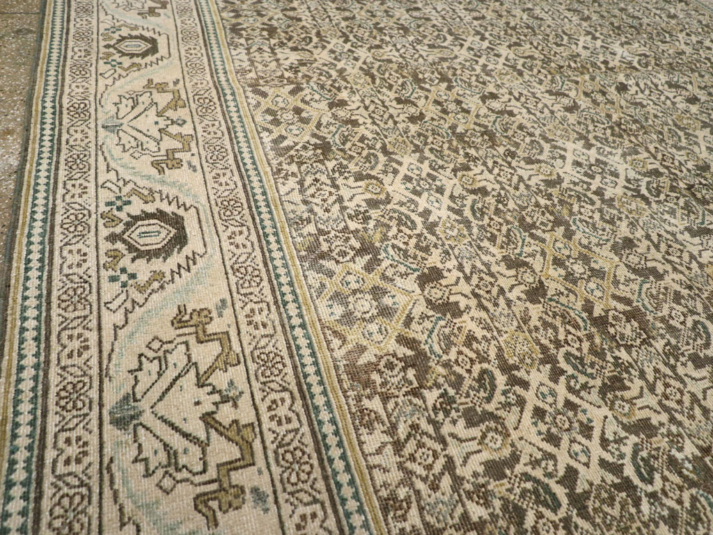 Vintage Persian Mahal Carpet, No.21312 - Staging