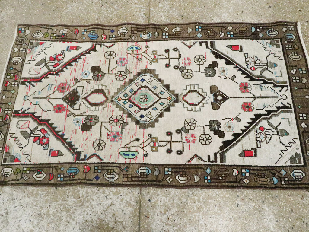Vintage Persian Malayer Rug, No.21397 - Staging