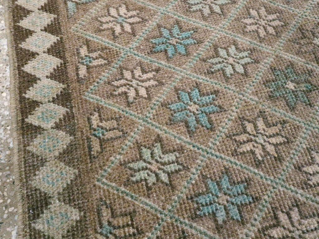 Vintage Tabriz Rug, No.21400 - Staging