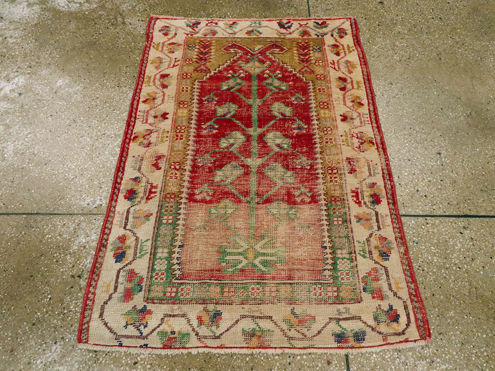 Antique Turkish Oushak Rug, No.21412 - Staging