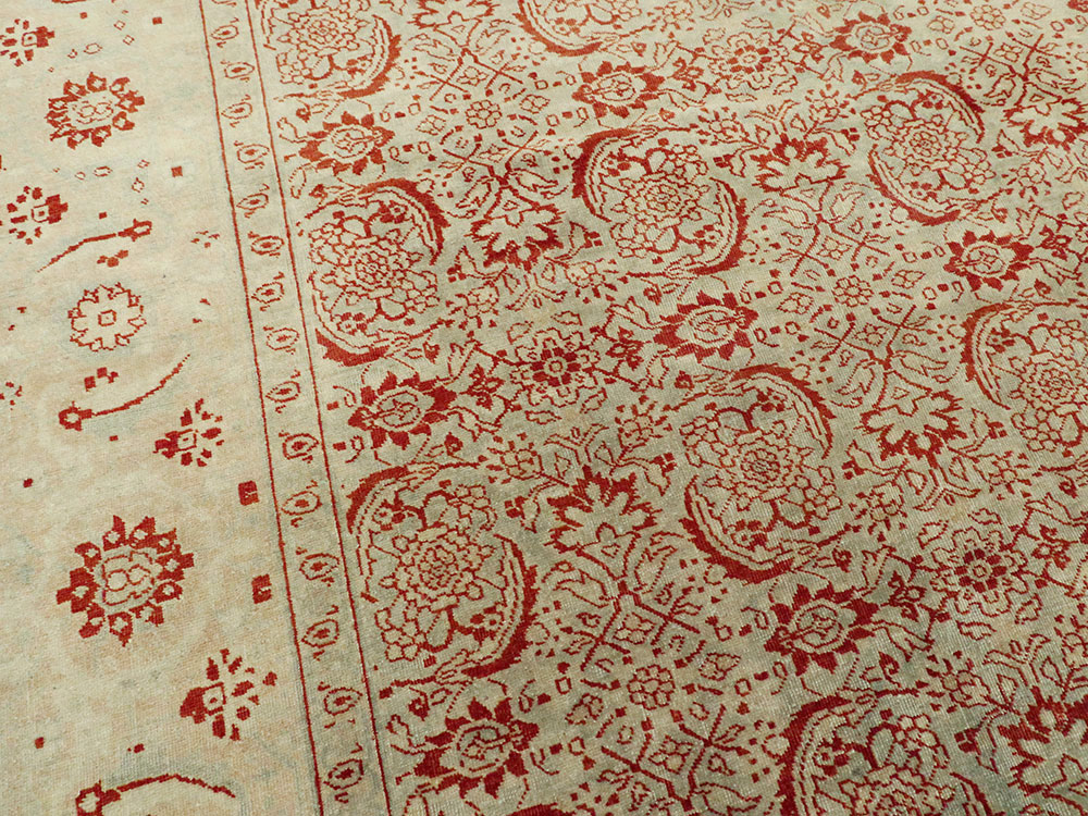Antique Tabriz Carpet, No.21441 - Staging