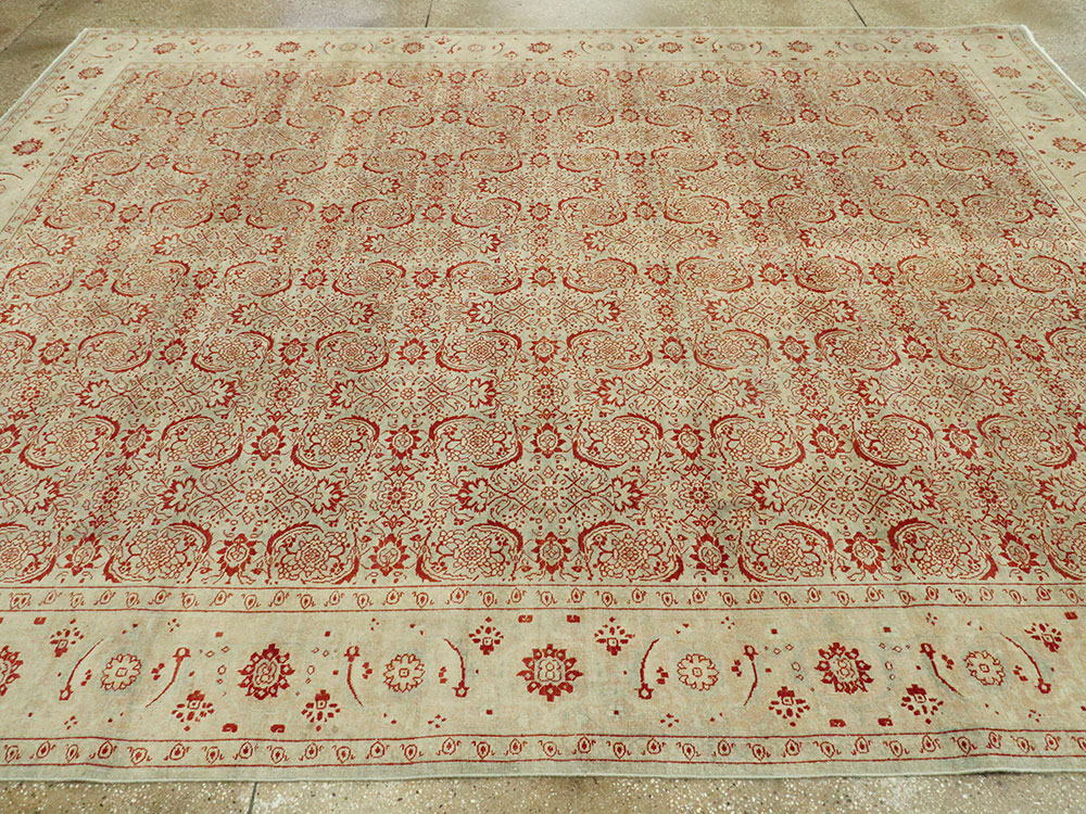 Antique Tabriz Carpet, No.21441 - Staging