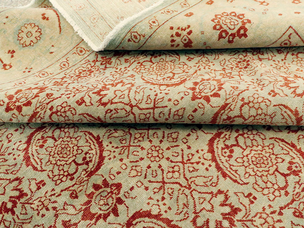 Antique Tabriz Carpet, No.21441 - Staging