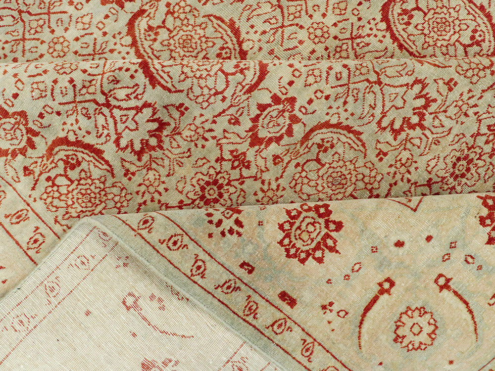 Antique Tabriz Carpet, No.21441 - Staging