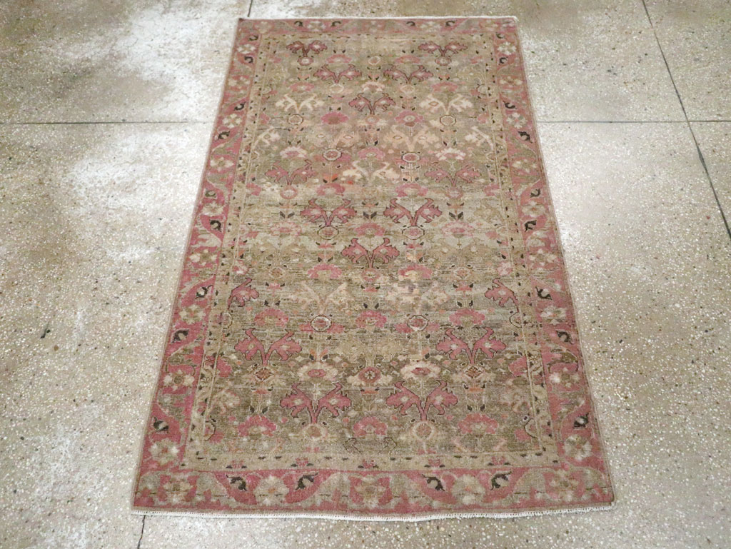 Antique Persian Malayer Throw Rug, No.21448 - Staging