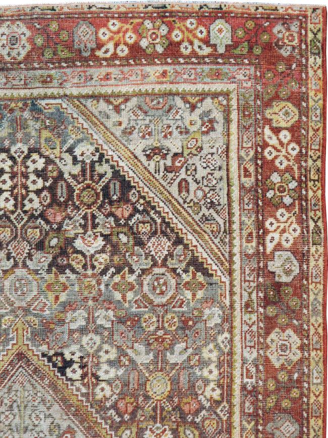 Antique Mahal Rug, No.21450 - Staging