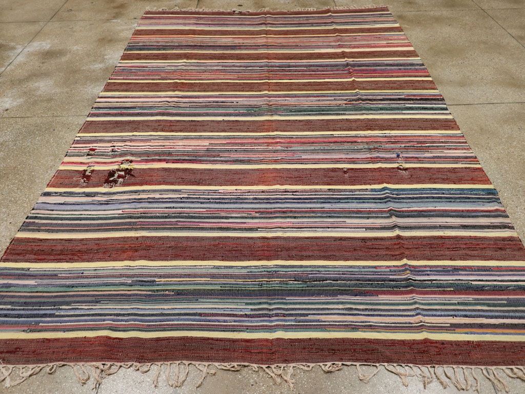 Vintage Distressed American Rag Rug, No.21479 - Staging