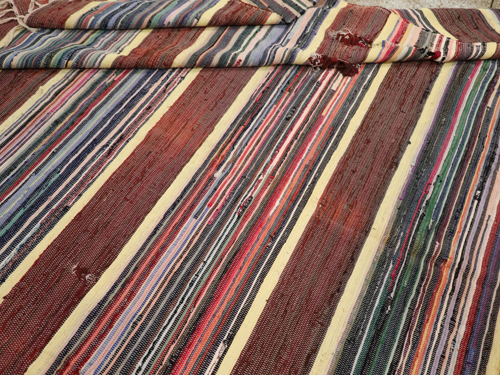 Vintage Distressed American Rag Rug, No.21479 - Staging